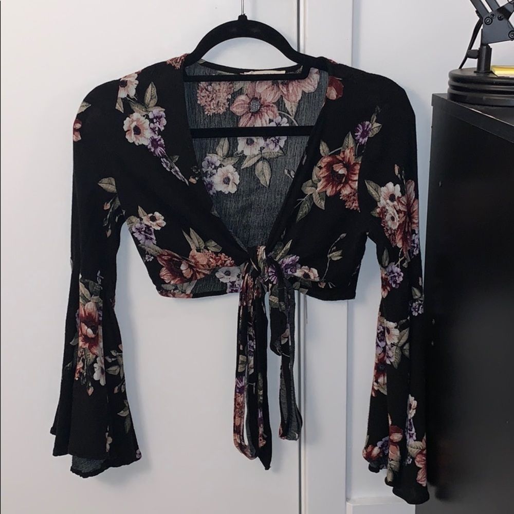 Black Floral Tie Front Top - Picture 1 of 3